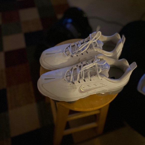 Nike Vaper Max. Paid $220 for them. Worn twice - Picture 2 of 3